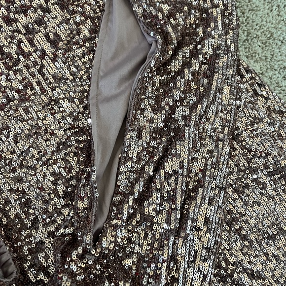 ⭐️ Firm Price ⭐️ Cable and gauge shimmery Medium top - Picture 6 of 9
